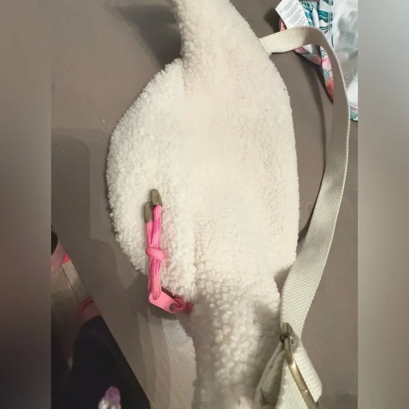 Anthropologie Annie Sherpa belt bag - Picture 6 of 11